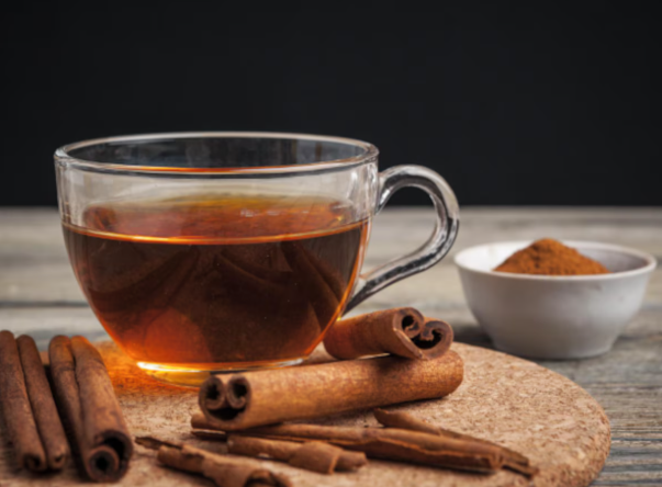 🌸 Té de Clavo Dulce – Beneficios y Receta Natural