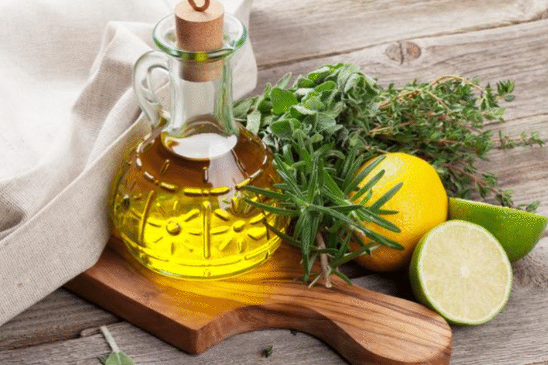 Desintoxica tu cuerpo cada mañana con aceite de oliva y limón